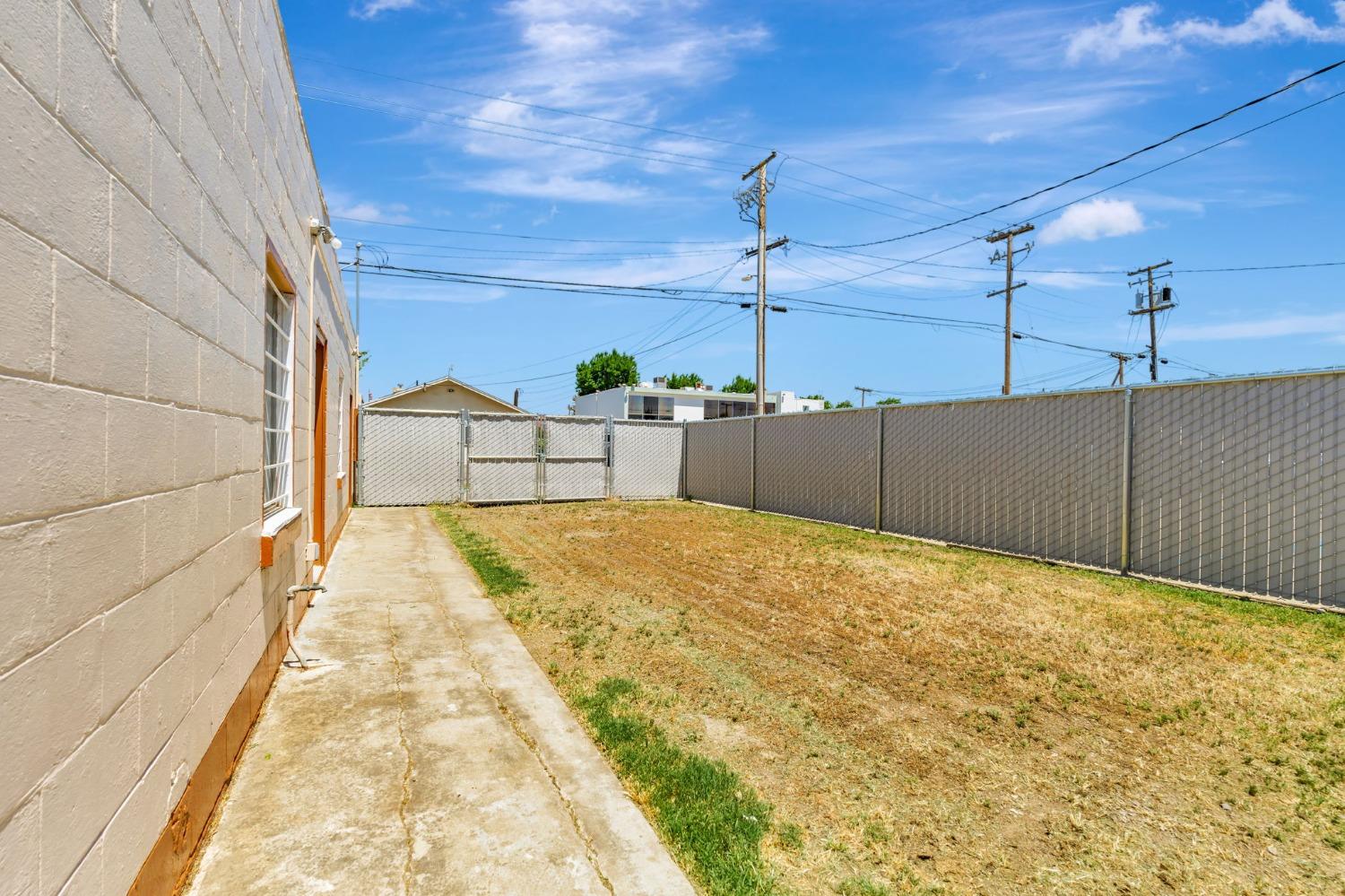 Detail Gallery Image 41 of 42 For 522 K St, Los Banos,  CA 93635 - 3 Beds | 1 Baths