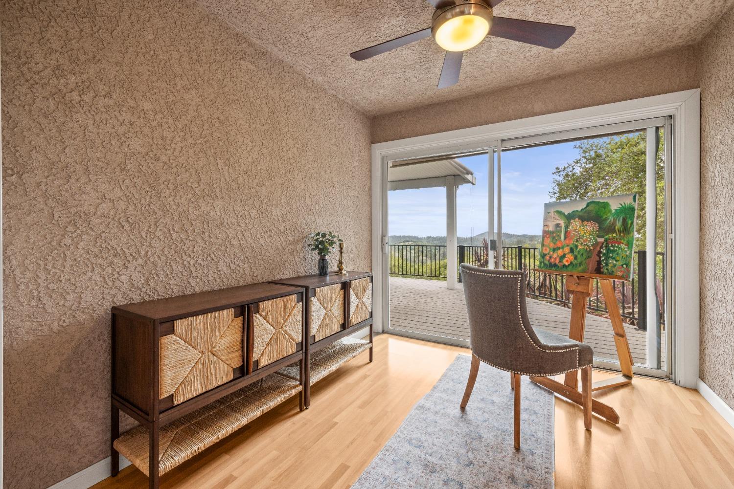 Detail Gallery Image 8 of 69 For 2060 Onion Flat, Cool,  CA 95614 - 4 Beds | 3 Baths