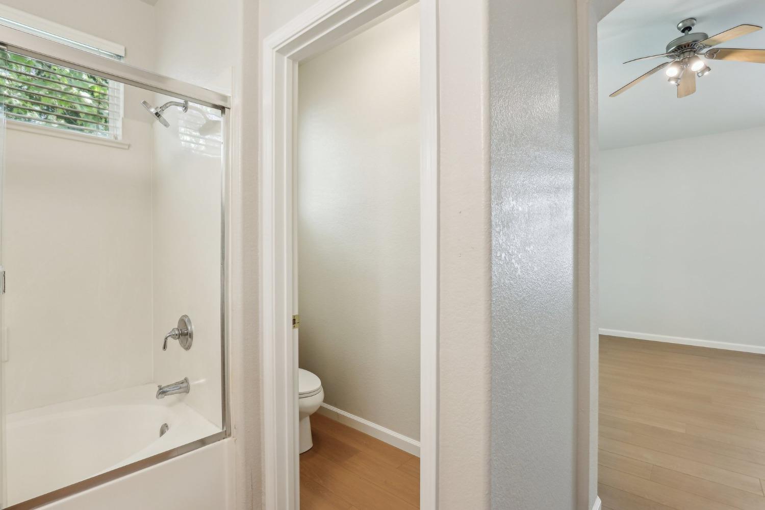 Detail Gallery Image 20 of 43 For 1707 Danbrook Dr, Sacramento,  CA 95835 - 3 Beds | 2 Baths