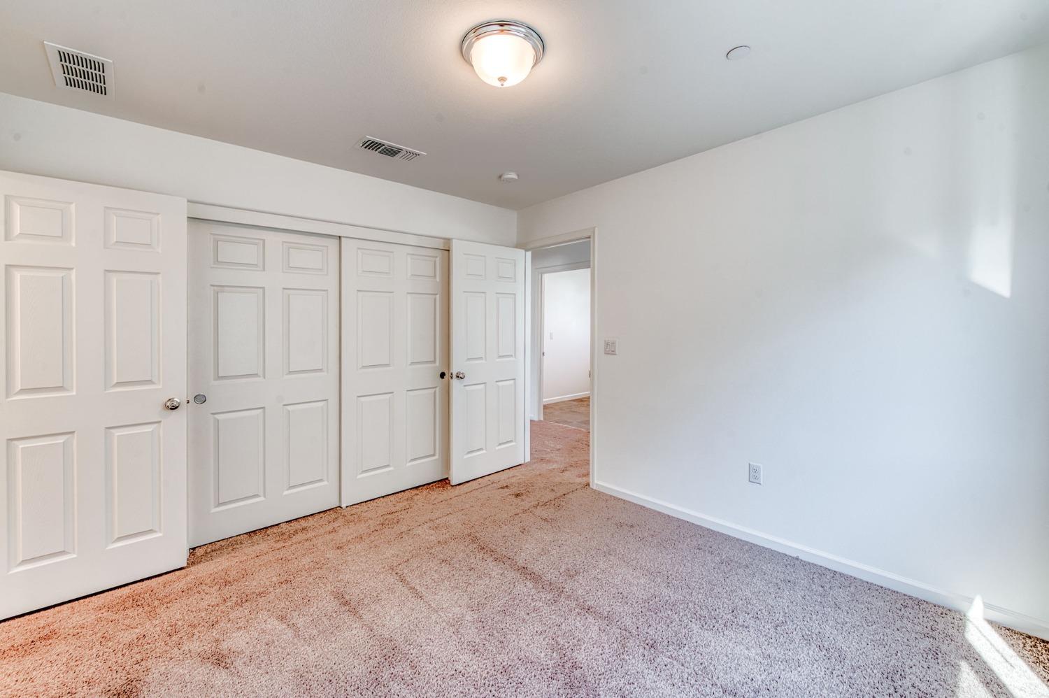 Detail Gallery Image 28 of 47 For 2785 N Schneider Ave, Fresno,  CA 93737 - 4 Beds | 3 Baths