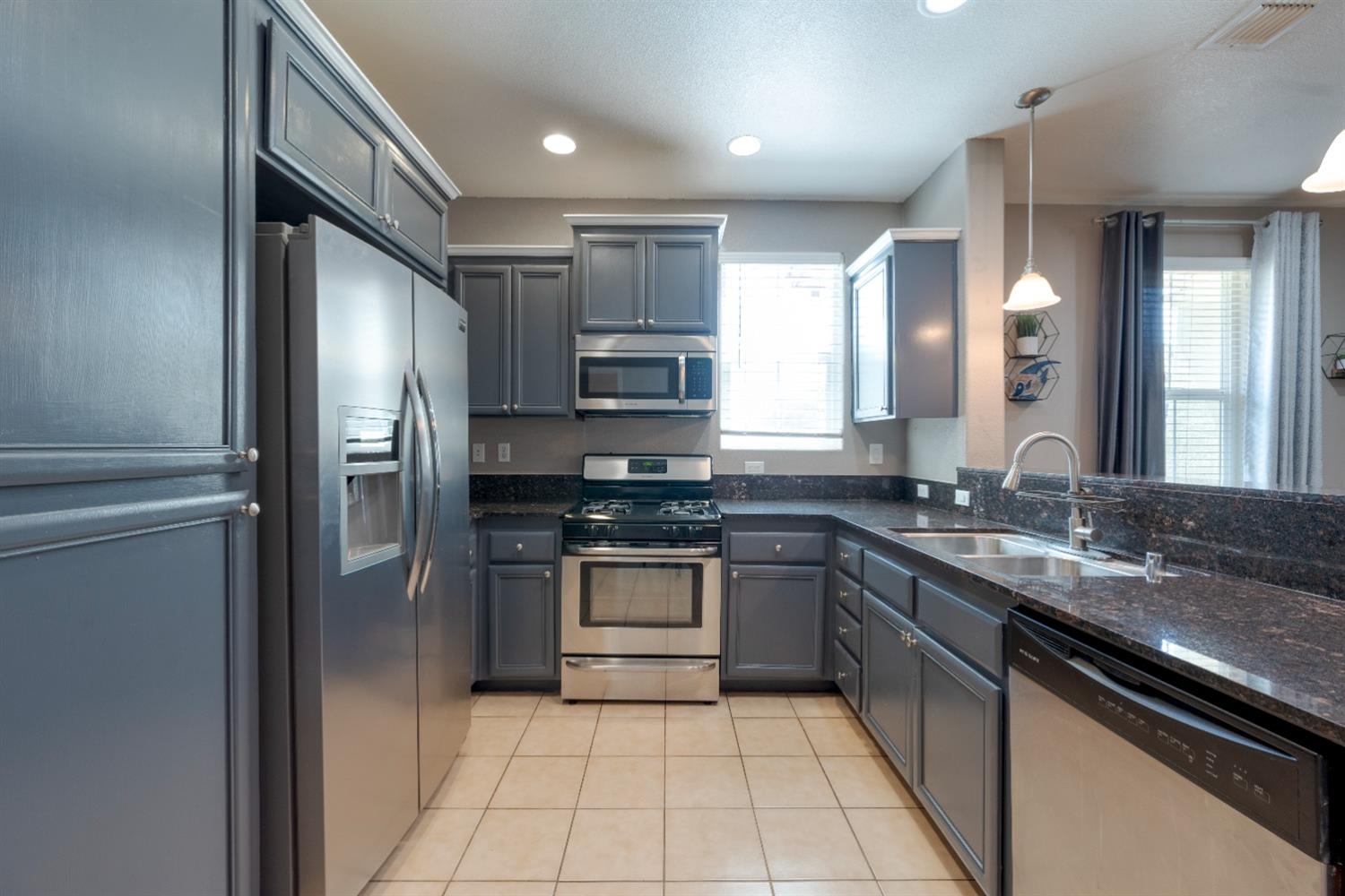 Photo #14: 225058374 Listing: Photo #14