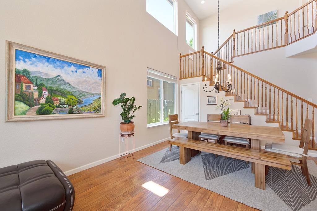 Detail Gallery Image 12 of 49 For 3532 Nouveau Way, Rancho Cordova,  CA 95670 - 4 Beds | 3 Baths