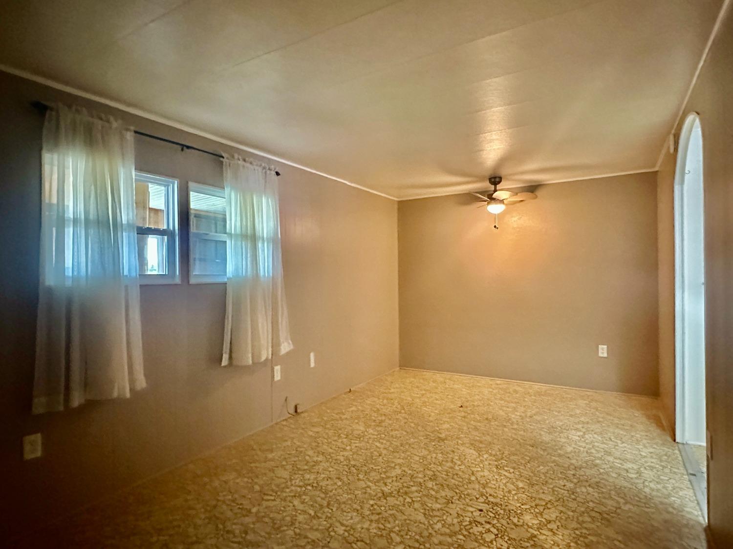 Detail Gallery Image 21 of 30 For 11662 Ham Ln, Lodi,  CA 95242 - 1 Beds | 1 Baths