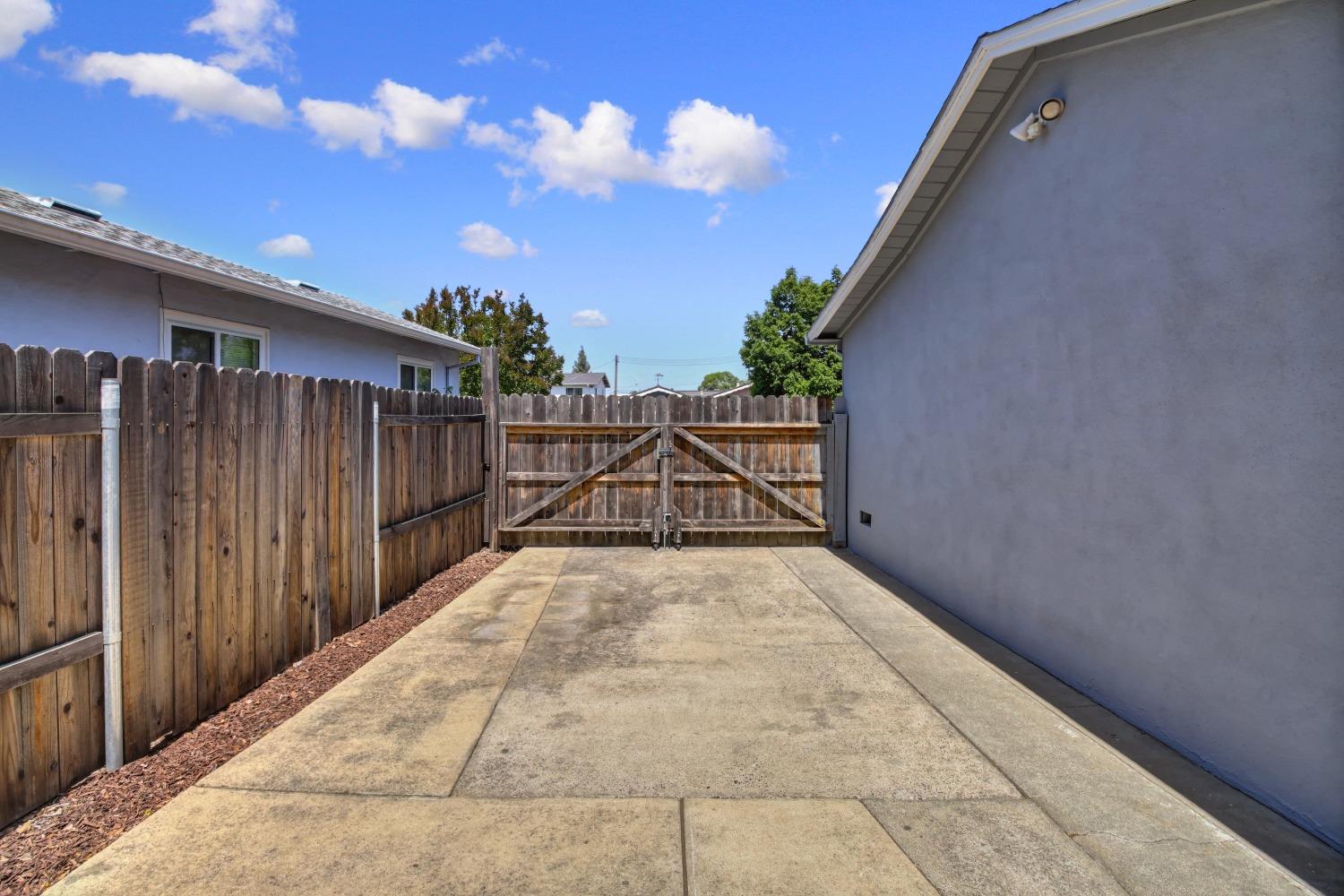 Detail Gallery Image 47 of 50 For 2920 Maison Way, Sacramento,  CA 95864 - 3 Beds | 1 Baths