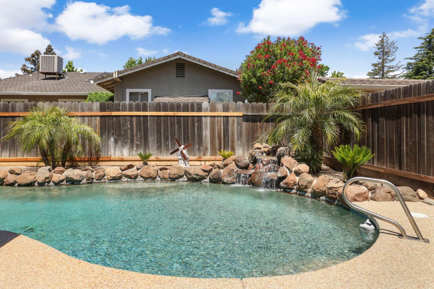Detail Gallery Image 45 of 62 For 2909 Estate Dr, Stockton,  CA 95209 - 4 Beds | 2 Baths