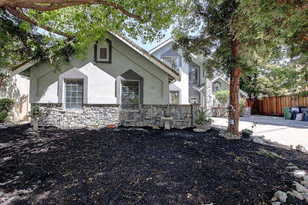 Detail Gallery Image 7 of 66 For 385 Cecelio Way, Tracy,  CA 95376 - 3 Beds | 2/1 Baths