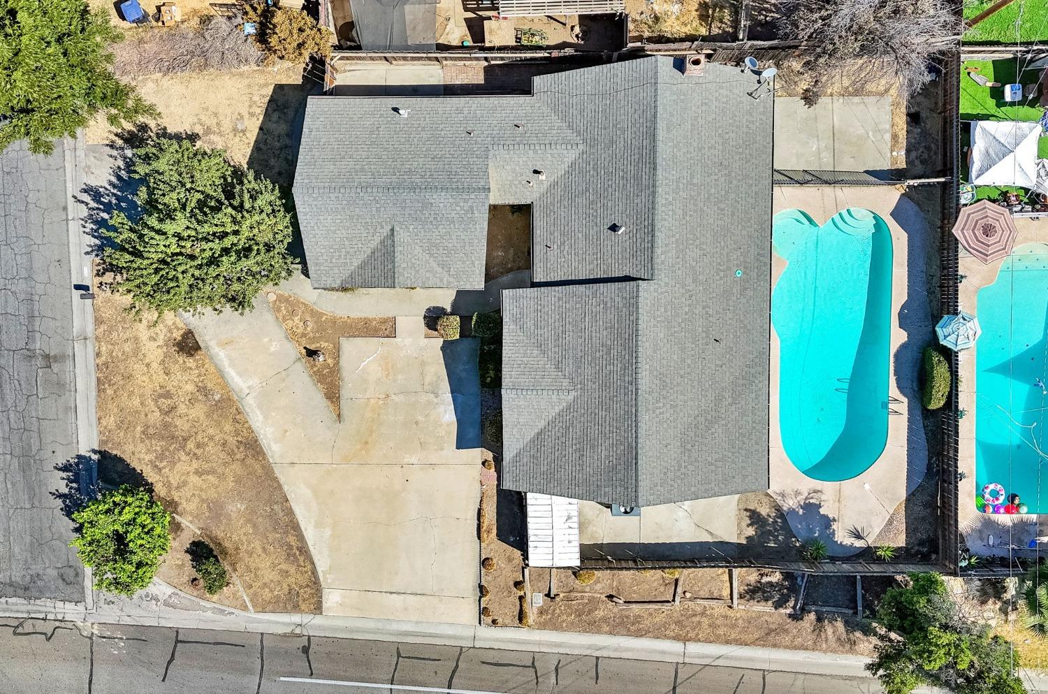 Detail Gallery Image 36 of 39 For 2738 S Fairway Ct, Visalia,  CA 93277 - 4 Beds | 2/1 Baths