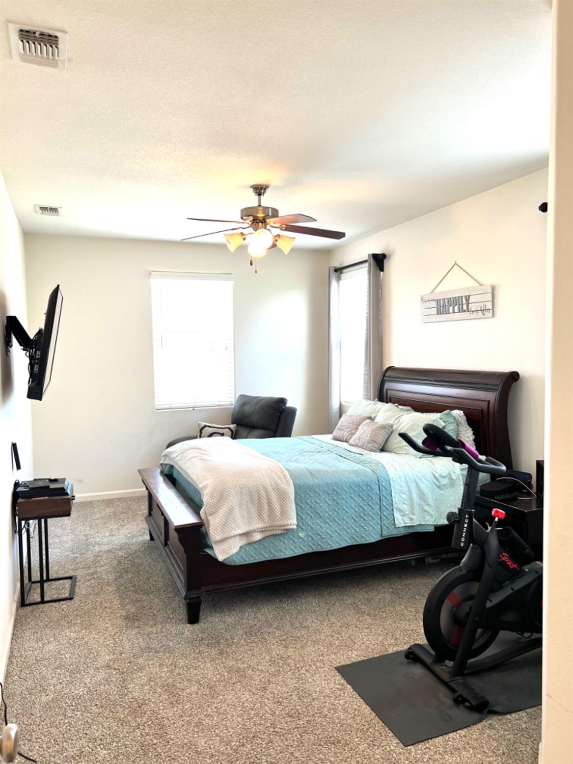 Detail Gallery Image 10 of 18 For 4223 Dardanelles St, Sacramento,  CA 95834 - 4 Beds | 2/1 Baths