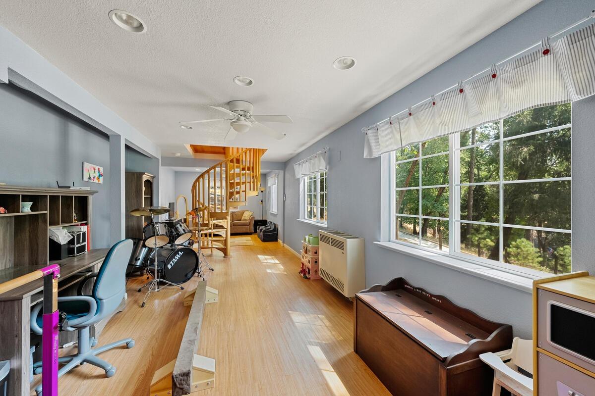 Detail Gallery Image 43 of 64 For 5844 Cold Springs Dr, Foresthill,  CA 95631 - 3 Beds | 3 Baths