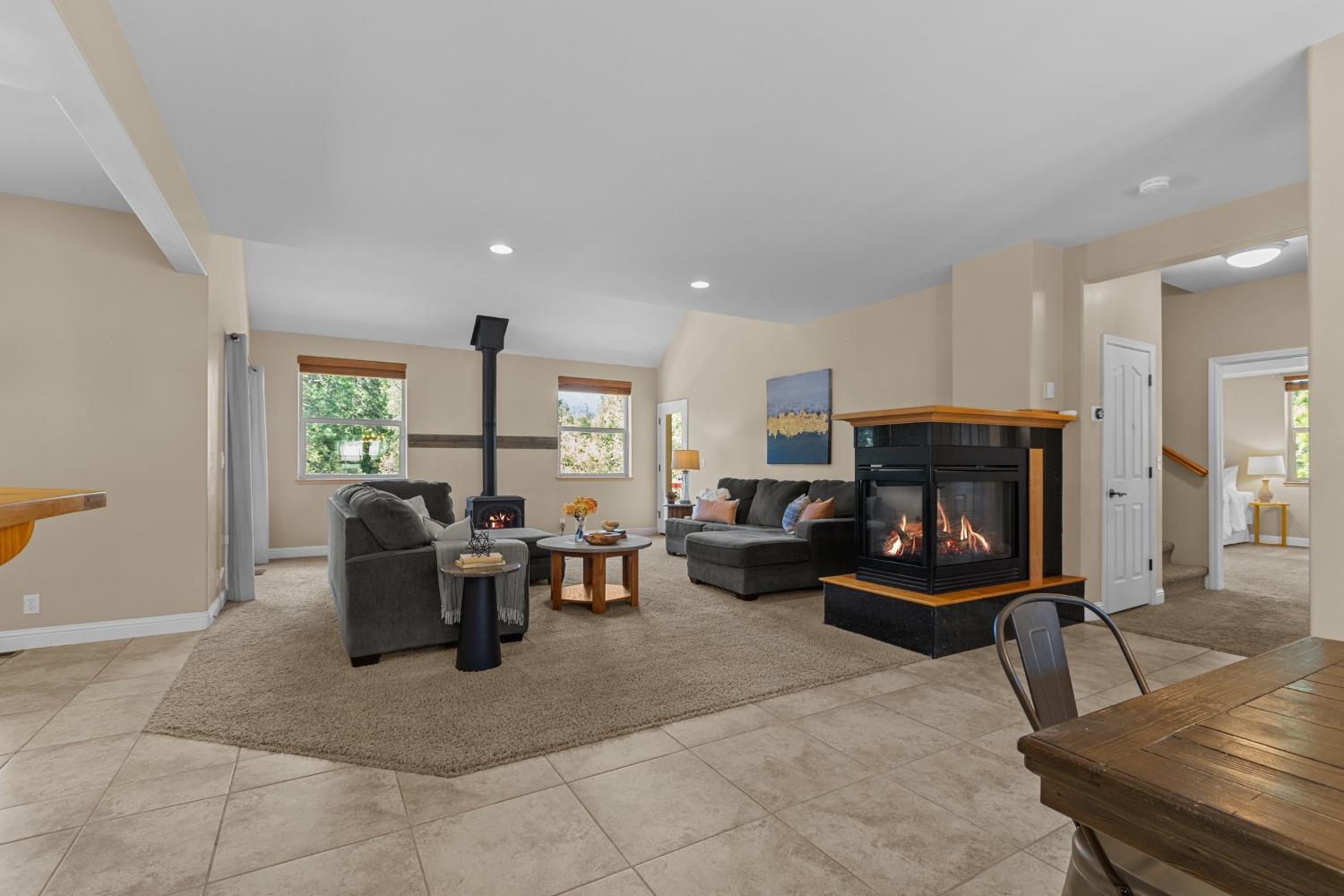 Detail Gallery Image 9 of 49 For 12381 Mierkey Ct, Jackson,  CA 95642 - 4 Beds | 2/1 Baths