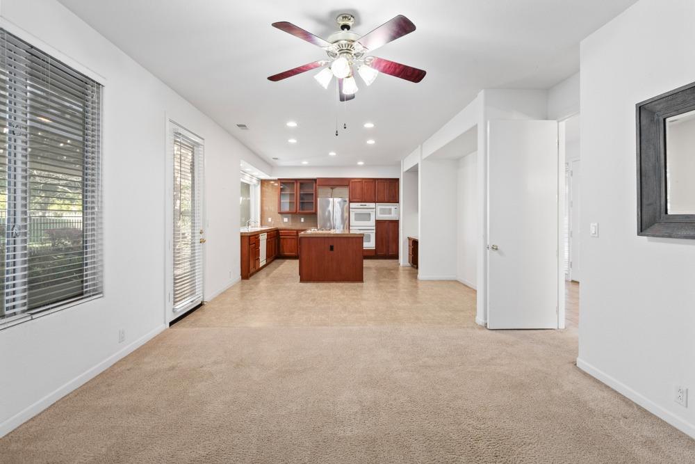 Detail Gallery Image 18 of 56 For 9608 Golf Course Ln, Elk Grove,  CA 95758 - 2 Beds | 2 Baths