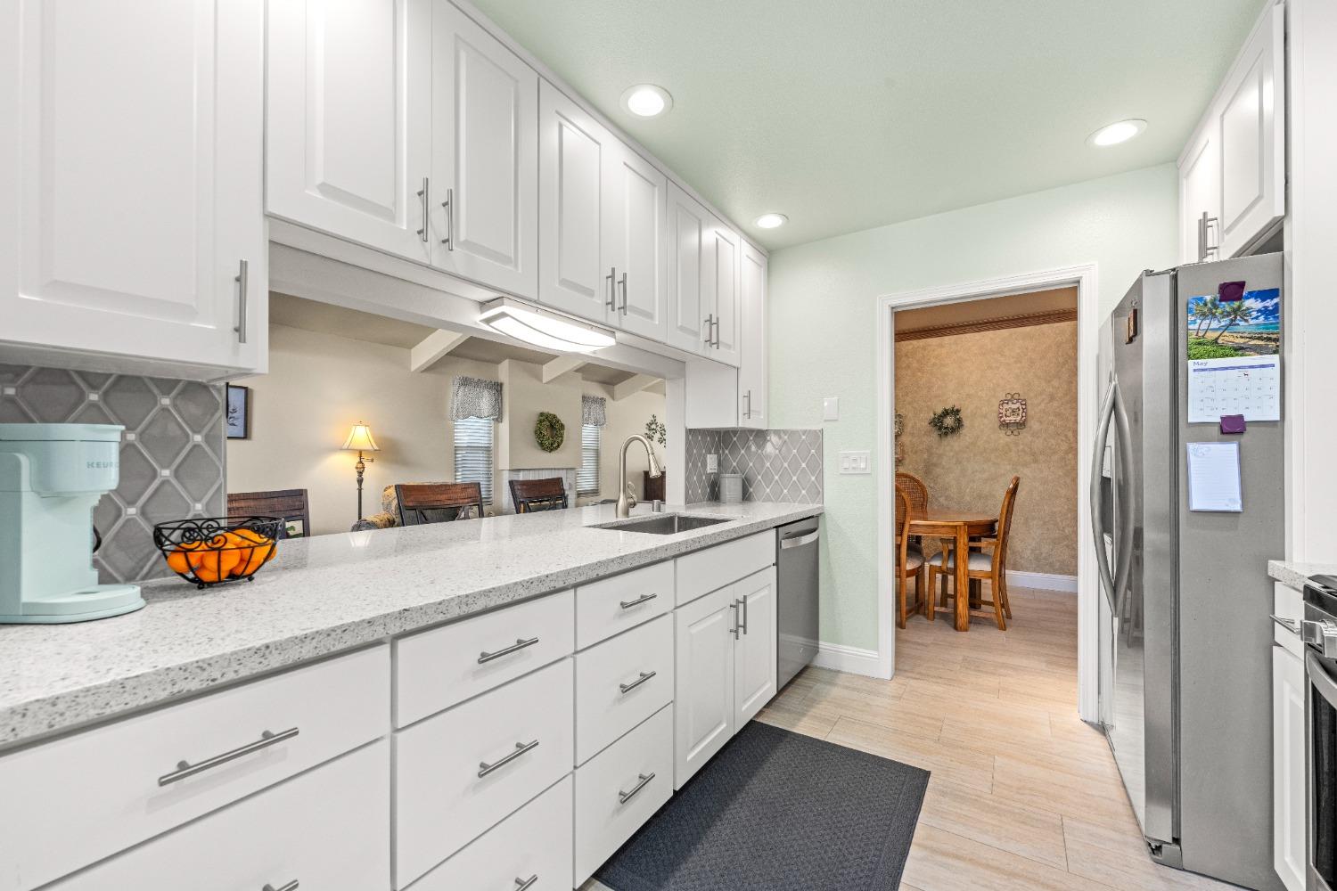 Detail Gallery Image 23 of 54 For 2659 Argolis Way, Sacramento,  CA 95826 - 3 Beds | 2 Baths