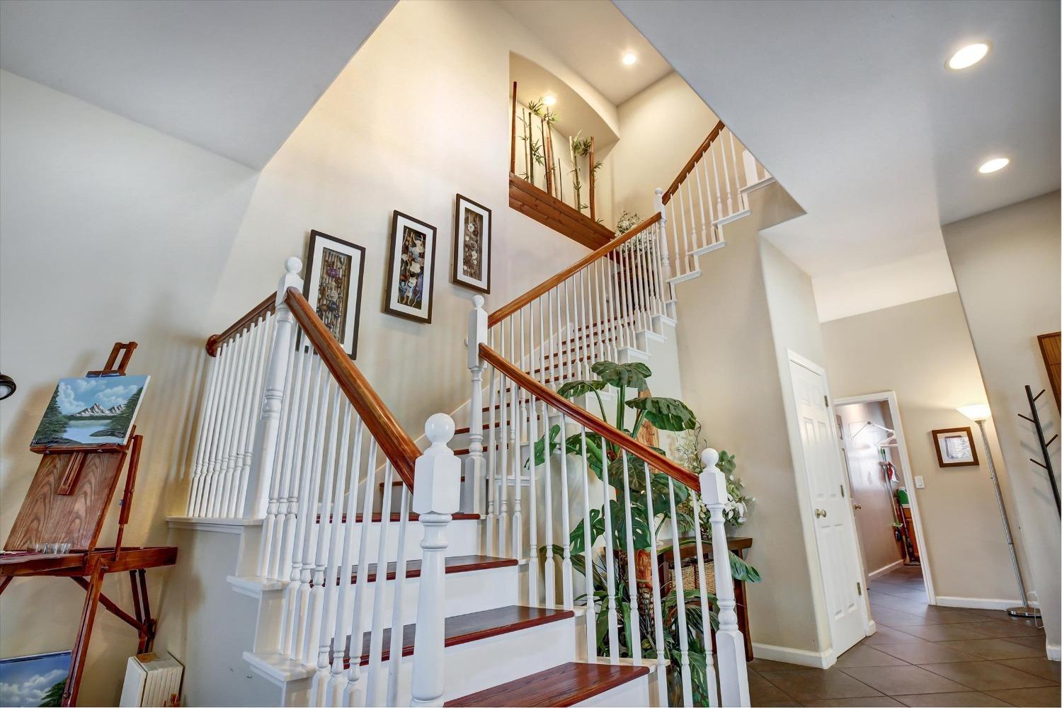 Detail Gallery Image 23 of 65 For 9500 Chicory Field Way, Elk Grove,  CA 95624 - 5 Beds | 4 Baths