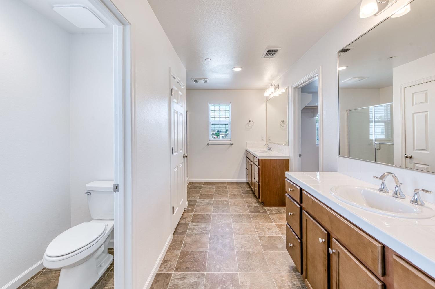 Detail Gallery Image 36 of 47 For 2785 N Schneider Ave, Fresno,  CA 93737 - 4 Beds | 3 Baths