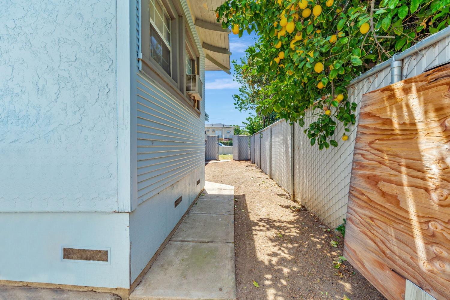 Detail Gallery Image 34 of 42 For 522 K St, Los Banos,  CA 93635 - 3 Beds | 1 Baths
