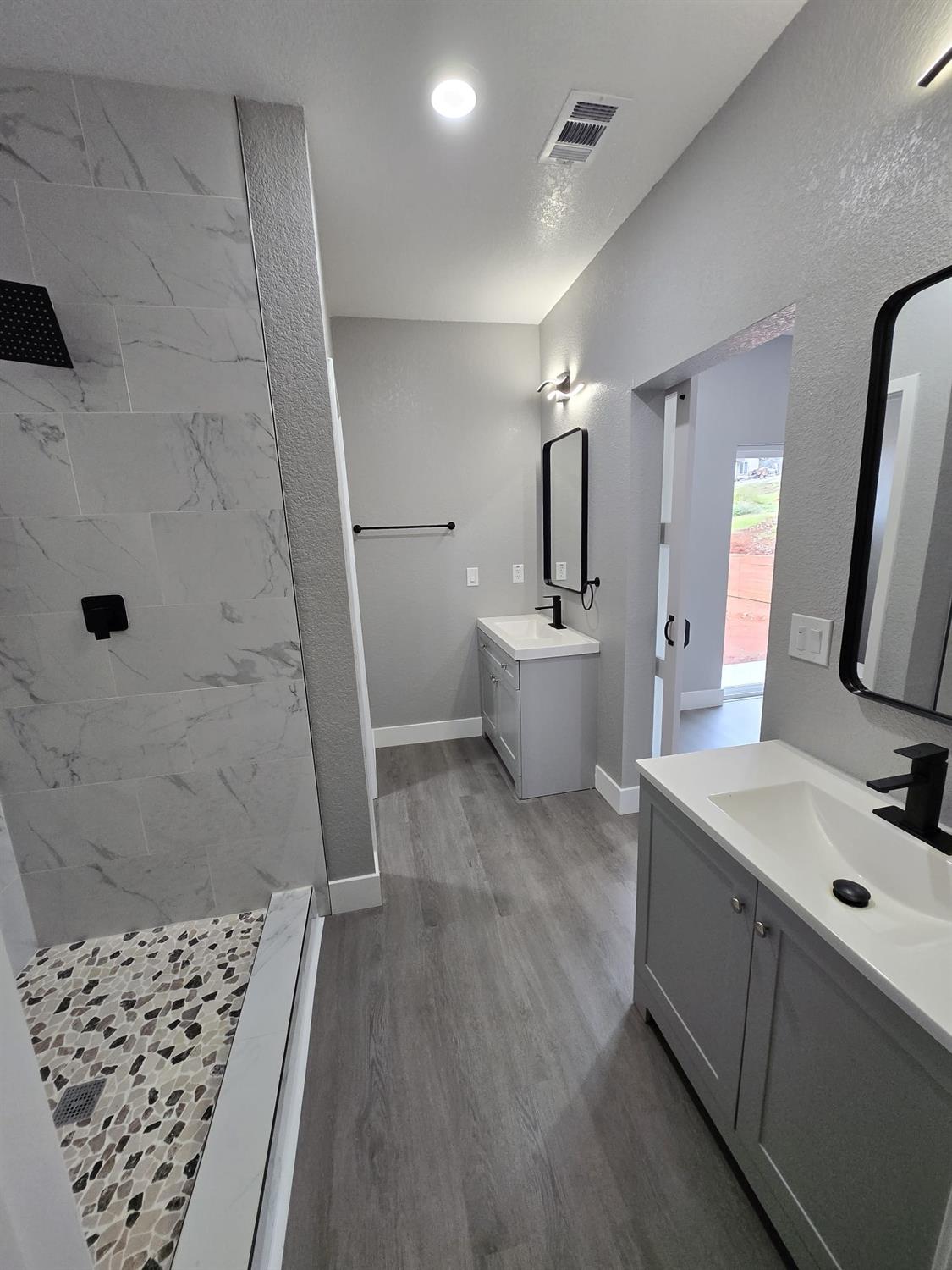 Detail Gallery Image 16 of 35 For 1671 Sweetbriar Ln, Paradise,  CA 95969 - 3 Beds | 2 Baths