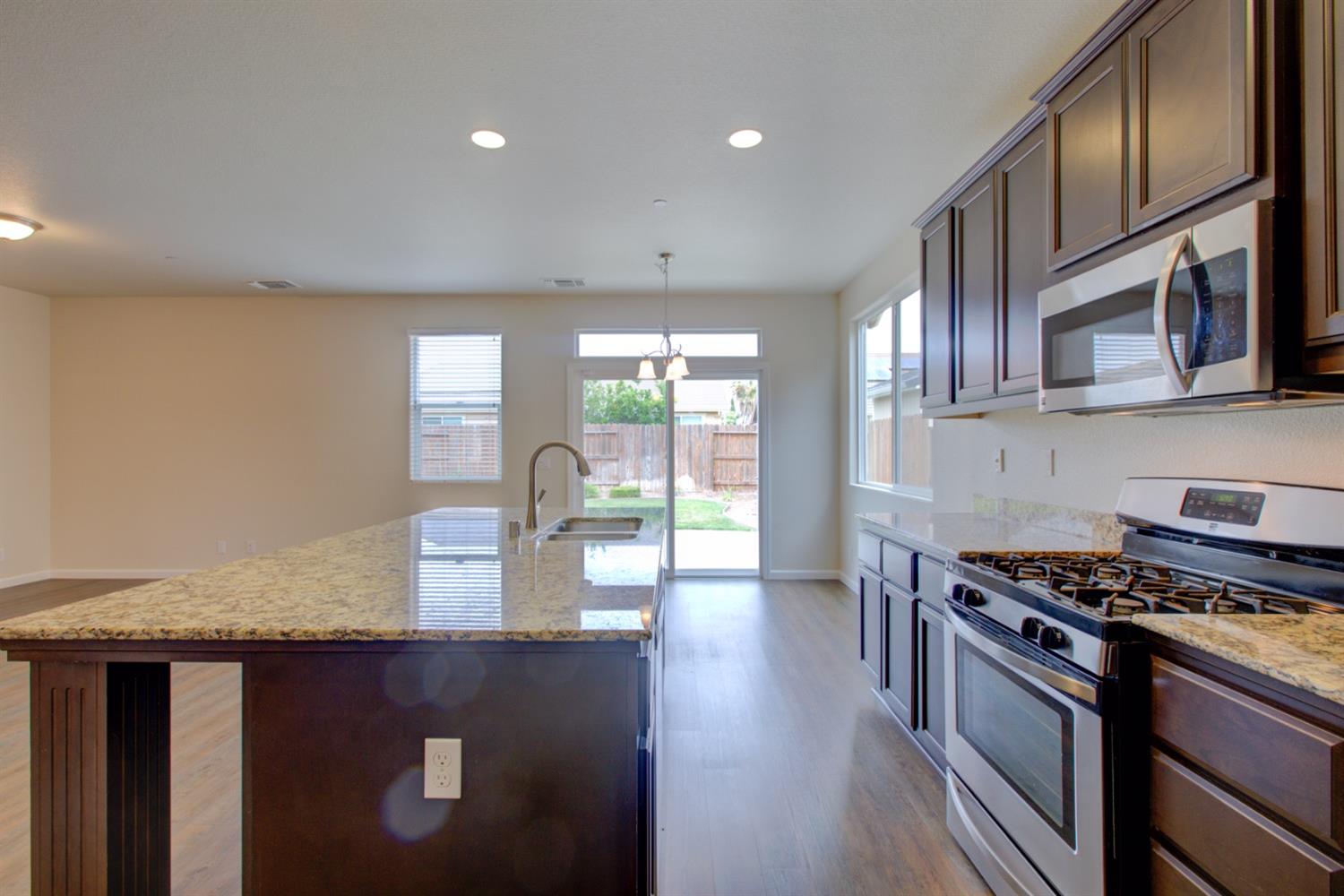 Detail Gallery Image 30 of 54 For 731 Big Ben Ct, Newman,  CA 95360 - 4 Beds | 2 Baths
