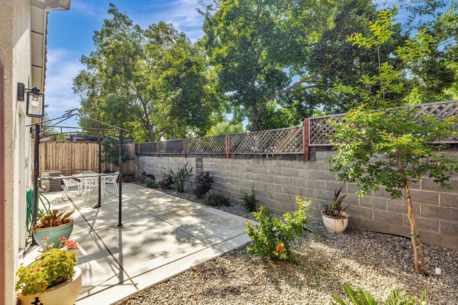 Detail Gallery Image 33 of 35 For 7415 Fireweed Cir, Citrus Heights,  CA 95610 - 3 Beds | 2 Baths