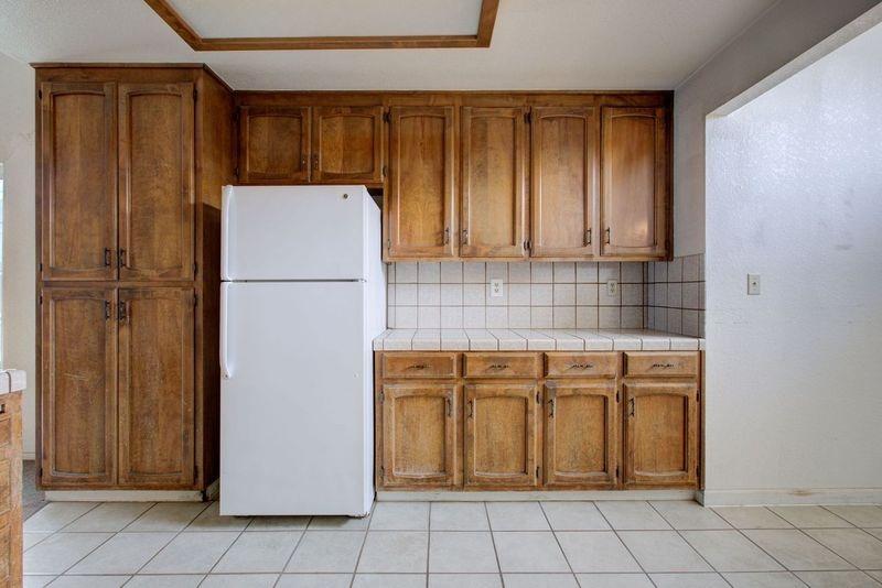 Detail Gallery Image 10 of 32 For 820 Olivewood Dr, Los Banos,  CA 93635 - 3 Beds | 2 Baths