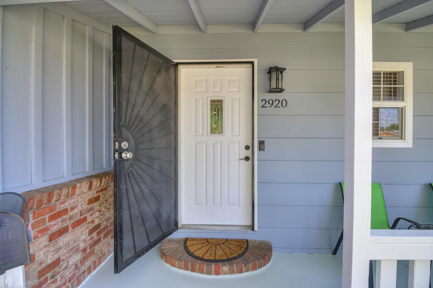 Detail Gallery Image 4 of 50 For 2920 Maison Way, Sacramento,  CA 95864 - 3 Beds | 1 Baths