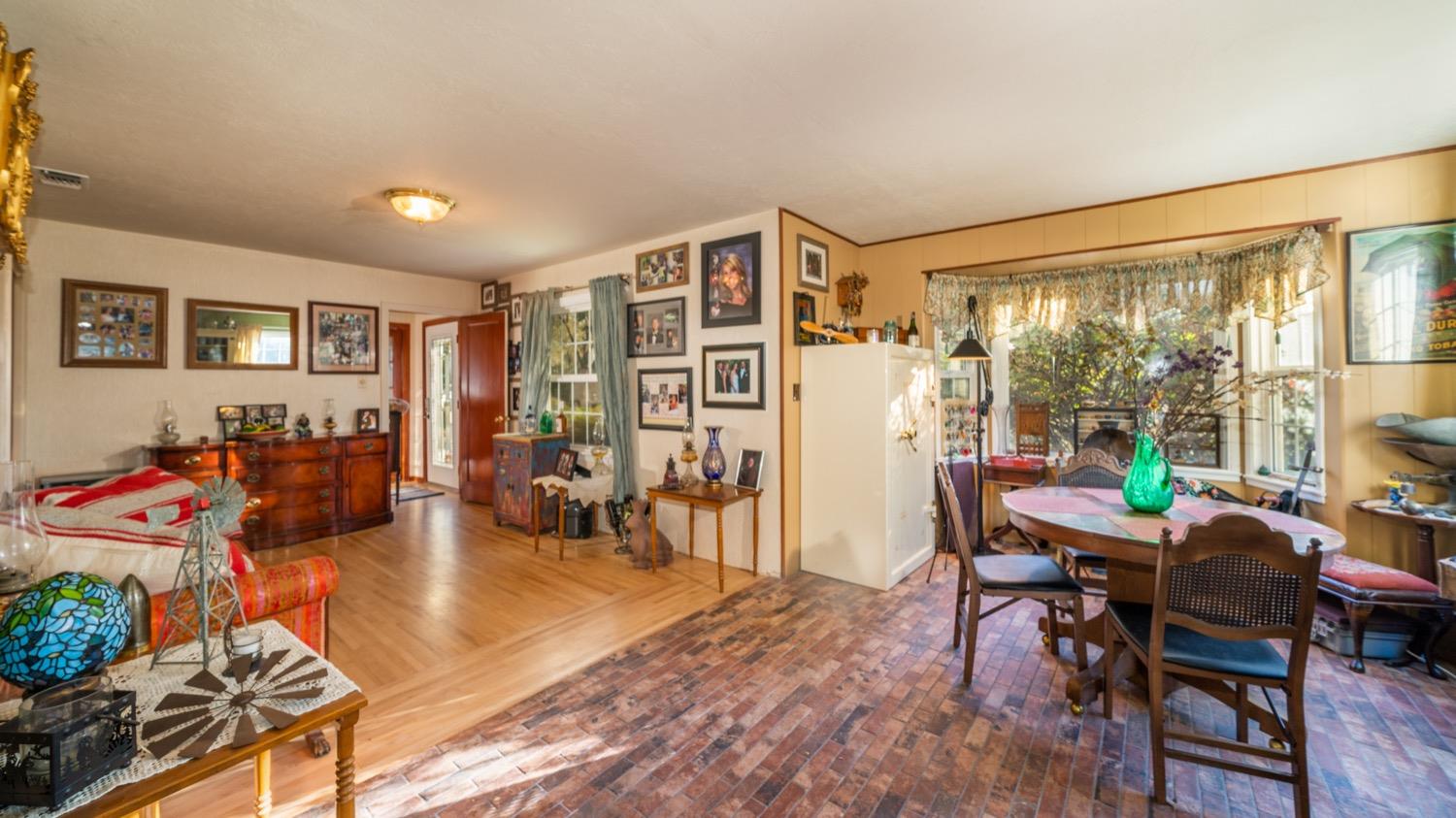 Detail Gallery Image 15 of 74 For 2673 Stone Ln, Placerville,  CA 95667 - 4 Beds | 3/1 Baths