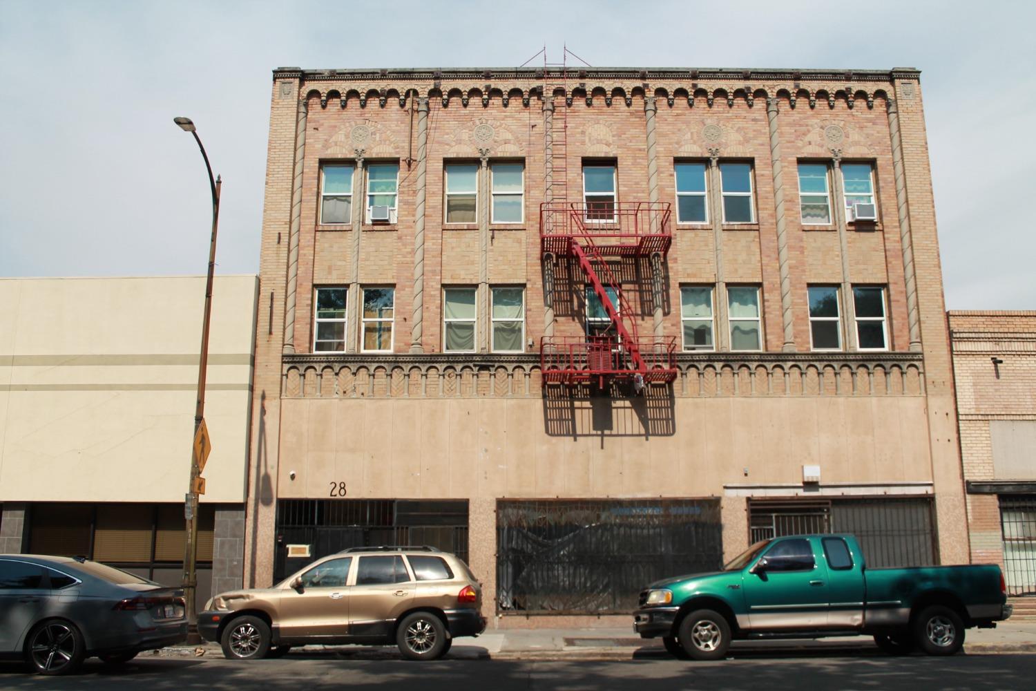 Detail Gallery Image 1 of 30 For 28 S American St, Stockton,  CA 95202 - – Beds | – Baths