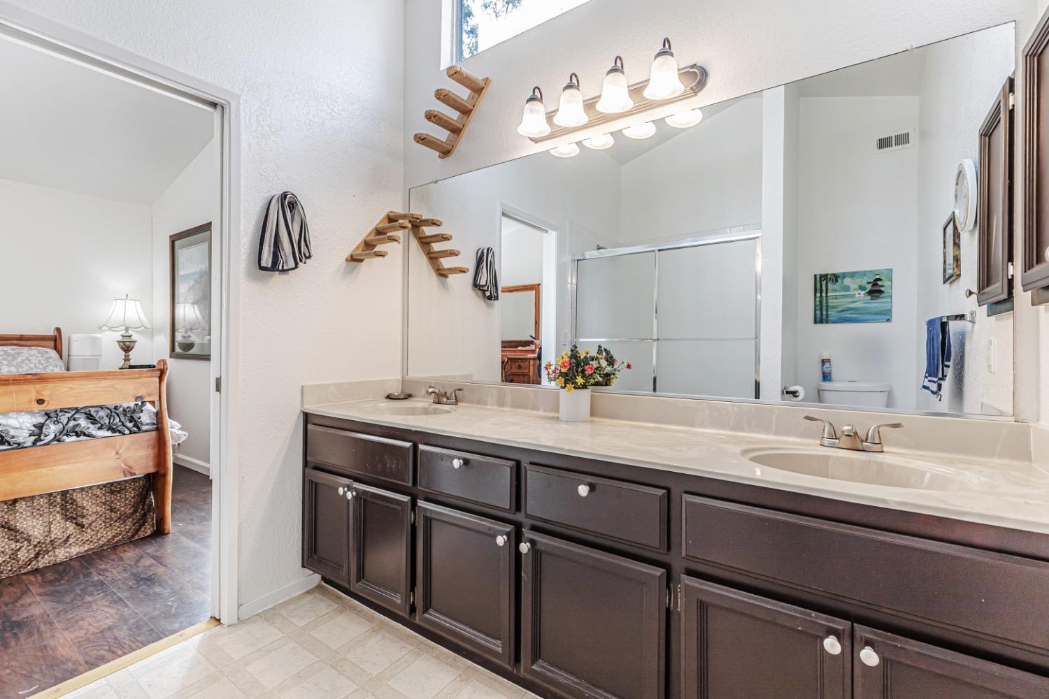 Detail Gallery Image 9 of 35 For 7415 Fireweed Cir, Citrus Heights,  CA 95610 - 3 Beds | 2 Baths