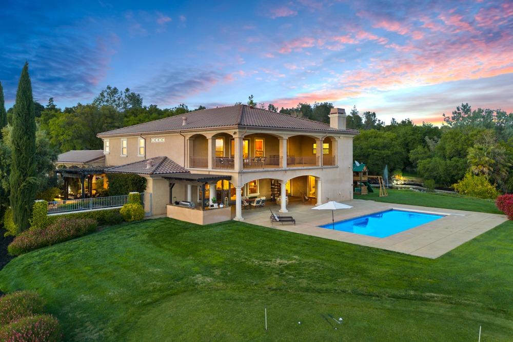 Detail Gallery Image 5 of 65 For 7543 Old Pear Hill Ln, Penryn,  CA 95663 - 5 Beds | 4/2 Baths