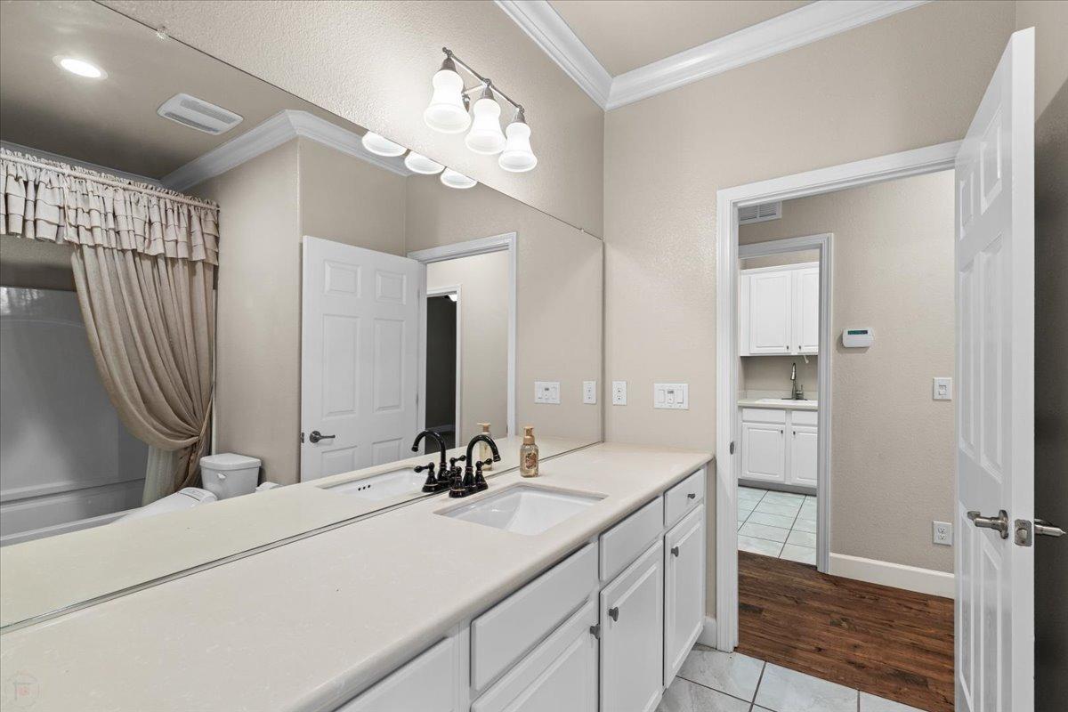 Detail Gallery Image 30 of 84 For 1377 Arbor Brook Dr, Manteca,  CA 95336 - 3 Beds | 2 Baths