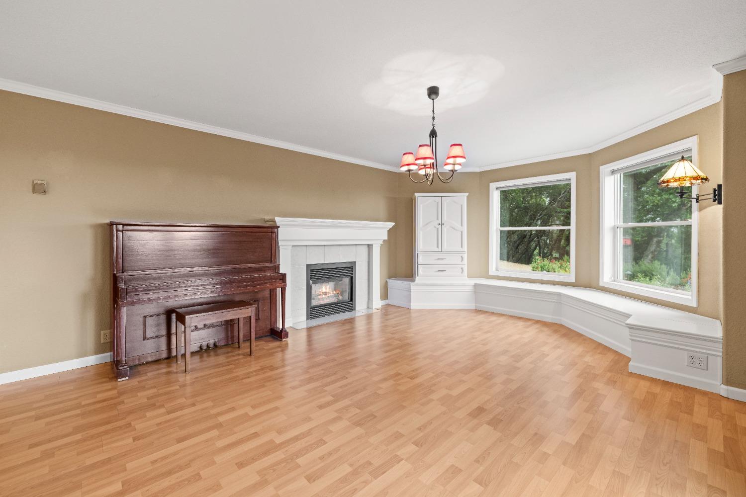 Detail Gallery Image 31 of 69 For 2060 Onion Flat, Cool,  CA 95614 - 4 Beds | 3 Baths