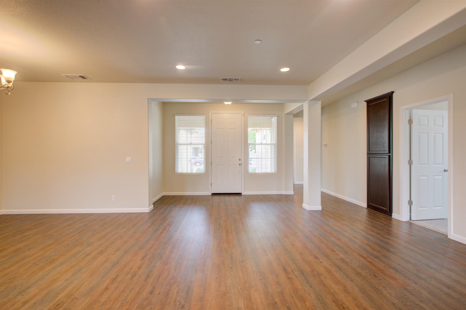 Detail Gallery Image 19 of 54 For 731 Big Ben Ct, Newman,  CA 95360 - 4 Beds | 2 Baths