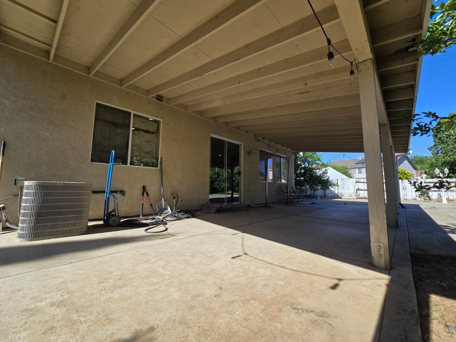 Detail Gallery Image 7 of 57 For 4150 Degas Ct, Stockton,  CA 95206 - 3 Beds | 2/1 Baths
