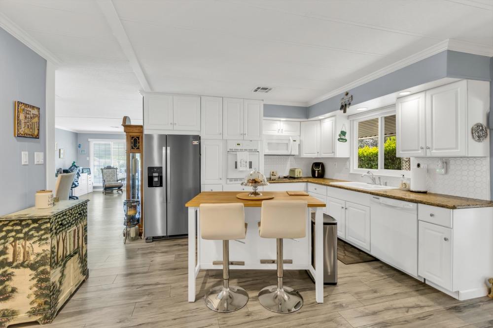 Detail Gallery Image 34 of 63 For 198 Shadowbrook Dr, Folsom,  CA 95630 - 2 Beds | 2 Baths