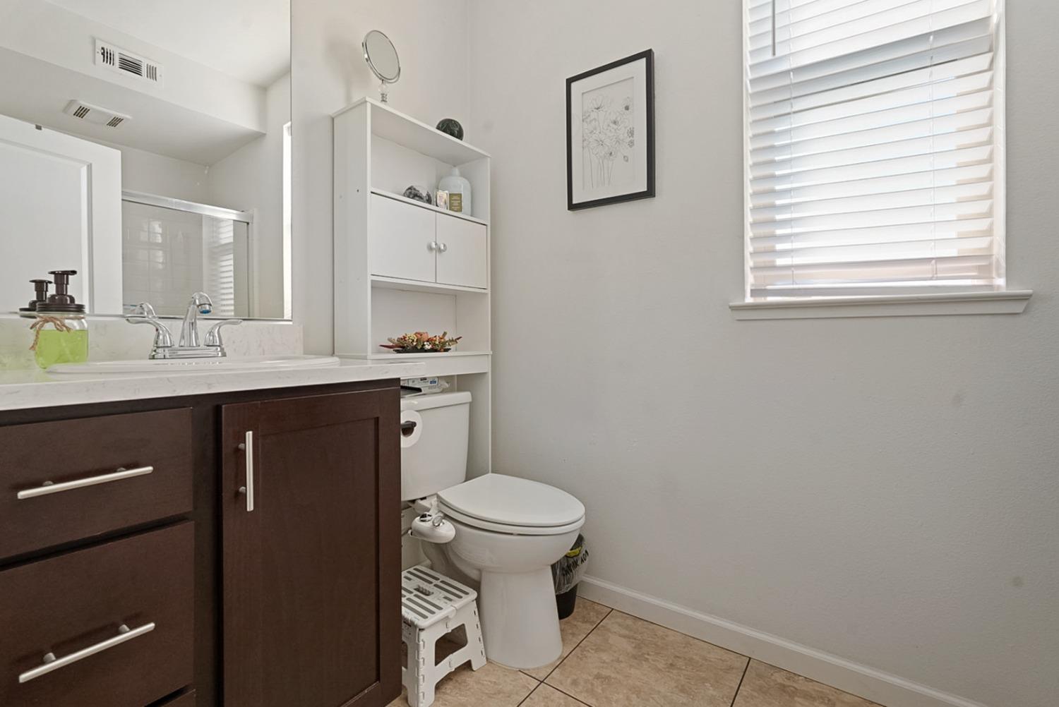 Detail Gallery Image 14 of 26 For 140 Ivy Ave #A5,  Patterson,  CA 95363 - 2 Beds | 2 Baths