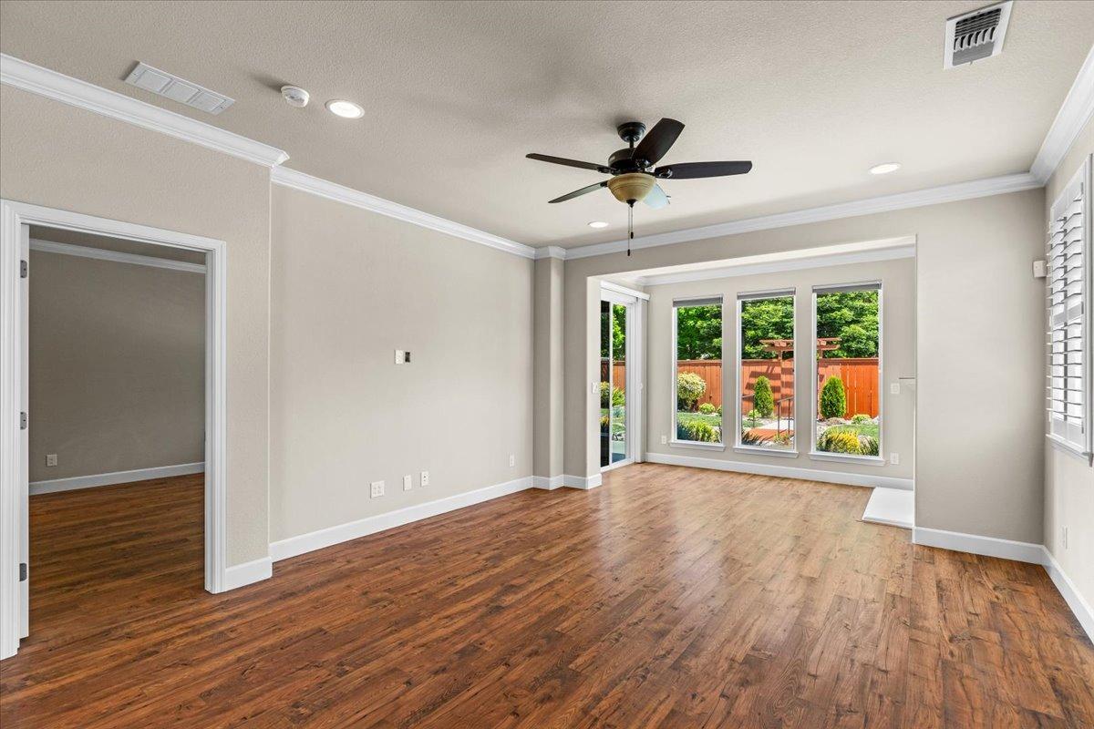 Detail Gallery Image 15 of 84 For 1377 Arbor Brook Dr, Manteca,  CA 95336 - 3 Beds | 2 Baths