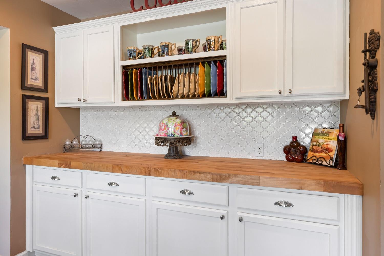 Detail Gallery Image 19 of 65 For 100 W Church Ln, Sonora,  CA 95370 - 4 Beds | 4 Baths