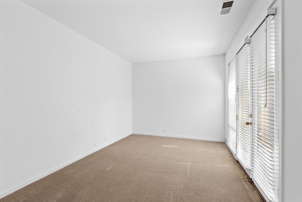 Detail Gallery Image 28 of 56 For 9608 Golf Course Ln, Elk Grove,  CA 95758 - 2 Beds | 2 Baths