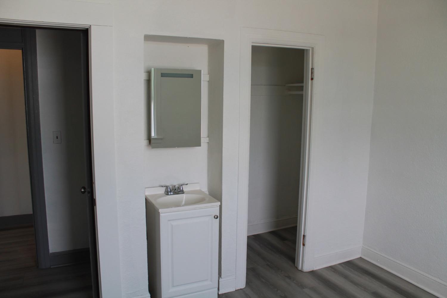 Detail Gallery Image 18 of 30 For 28 S American St, Stockton,  CA 95202 - – Beds | – Baths