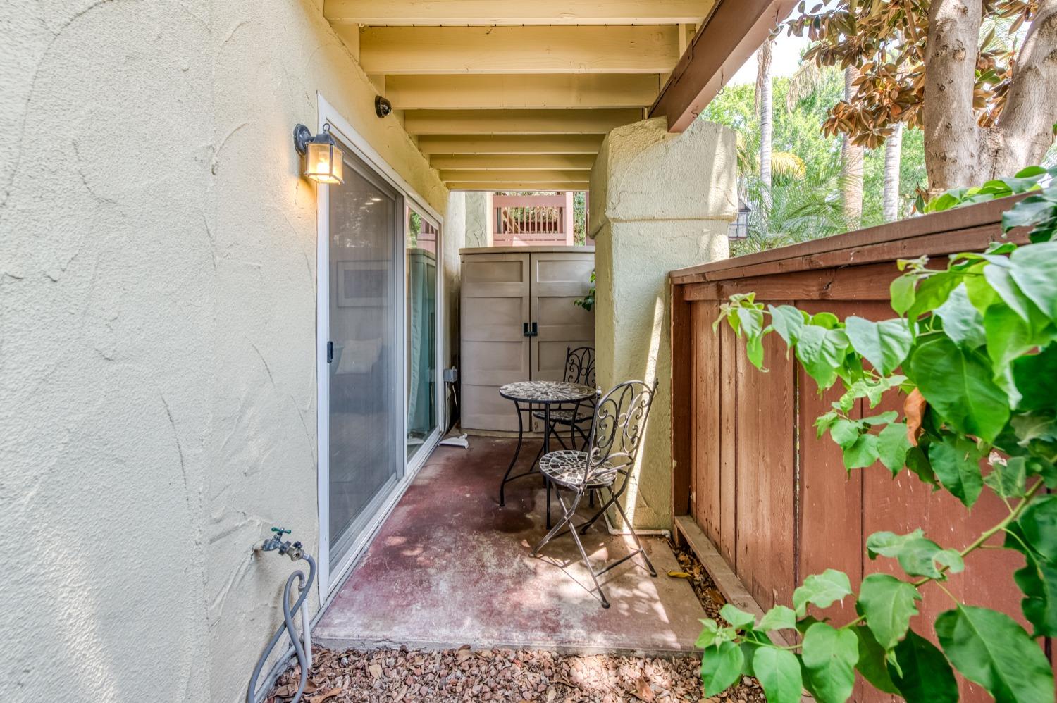 Detail Gallery Image 17 of 25 For 2881 Huntington Blvd #116,  Fresno,  CA 93721 - 1 Beds | 1 Baths