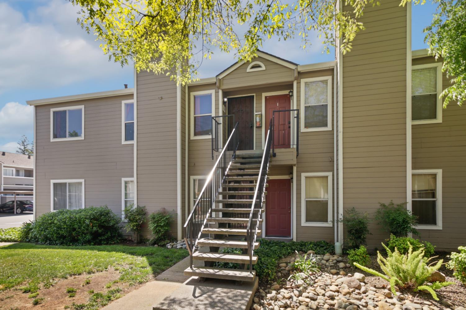 Photo #3: 225057795 Listing 