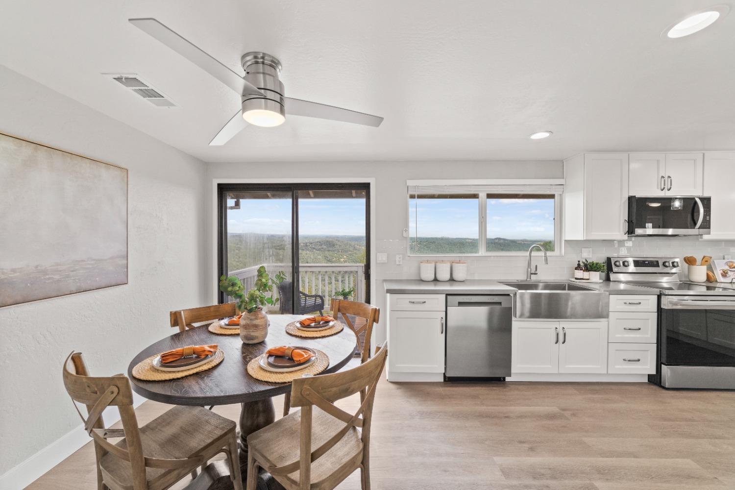 Detail Gallery Image 14 of 99 For 6825 Monitor Ct, El Dorado,  CA 95623 - 5 Beds | 3 Baths