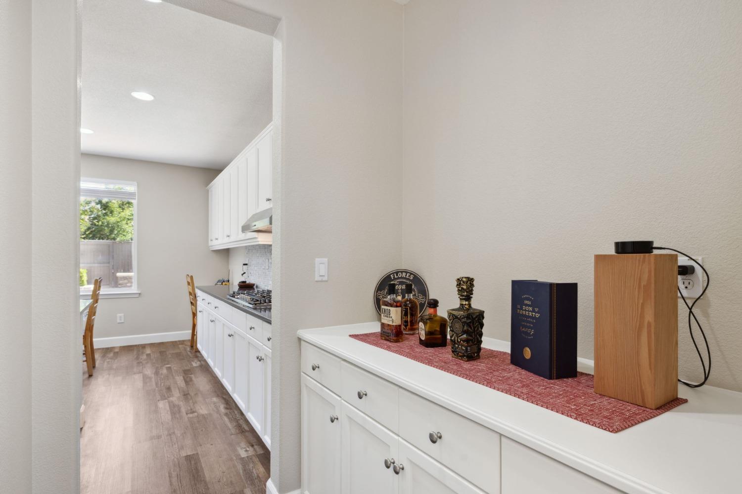 Murcia Way, El Dorado Hills, California image 17