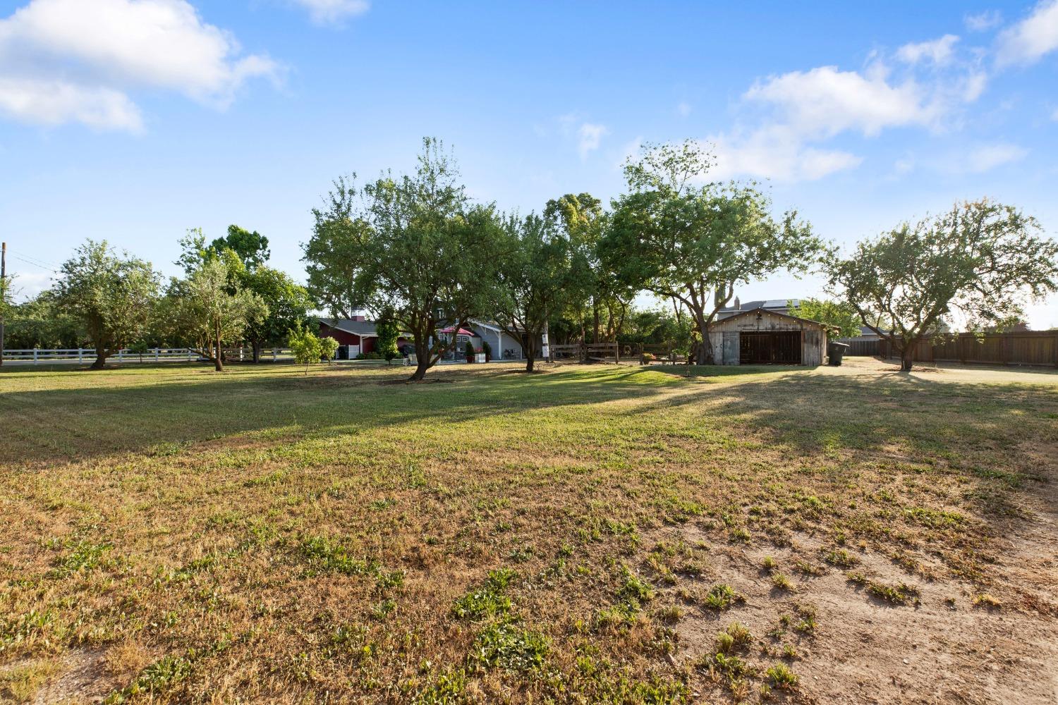 Detail Gallery Image 76 of 90 For 2420 Vine Ave, Escalon,  CA 95320 - 3 Beds | 2 Baths