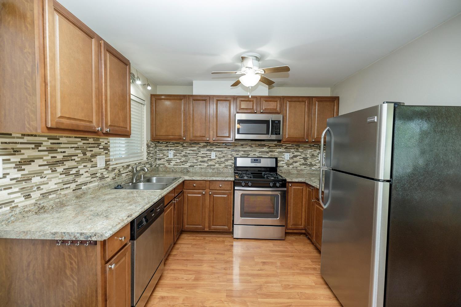 Detail Gallery Image 15 of 39 For 2700 Macdougal St #8,  Modesto,  CA 95350 - 2 Beds | 1 Baths