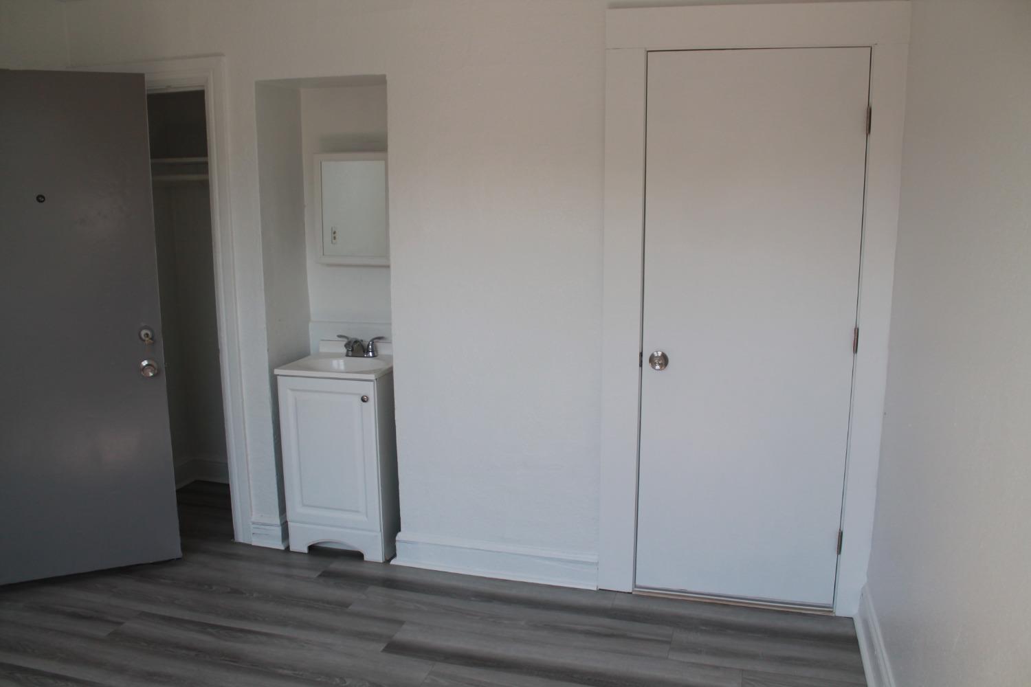 Detail Gallery Image 28 of 30 For 28 S American St, Stockton,  CA 95202 - – Beds | – Baths