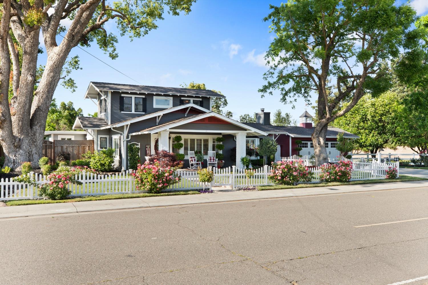 Detail Gallery Image 4 of 90 For 2420 Vine Ave, Escalon,  CA 95320 - 3 Beds | 2 Baths