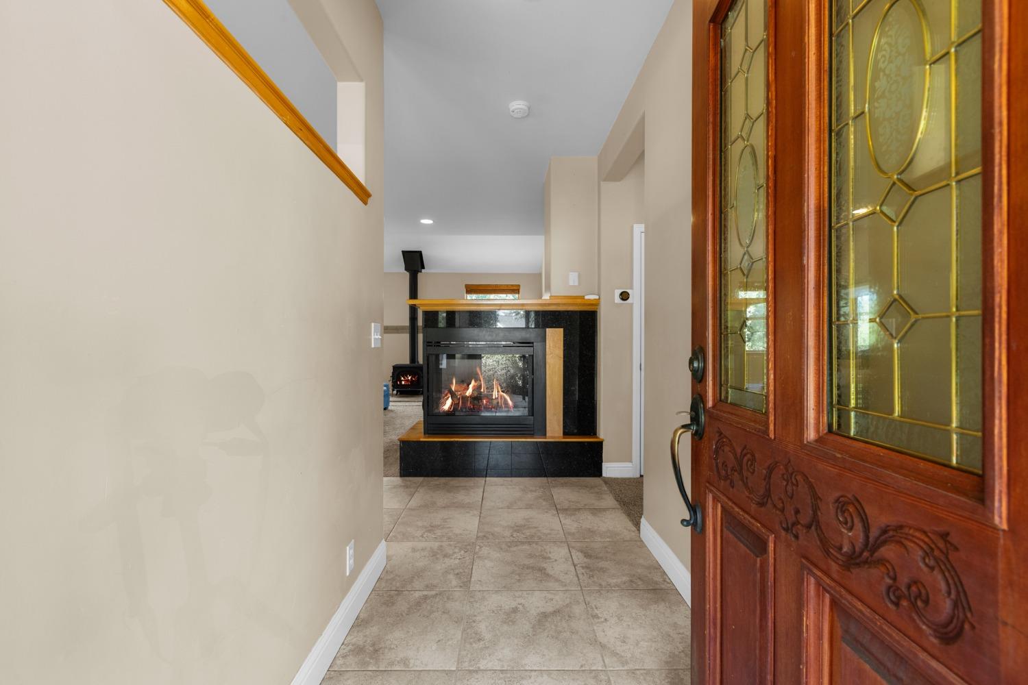 Detail Gallery Image 6 of 49 For 12381 Mierkey Ct, Jackson,  CA 95642 - 4 Beds | 2/1 Baths
