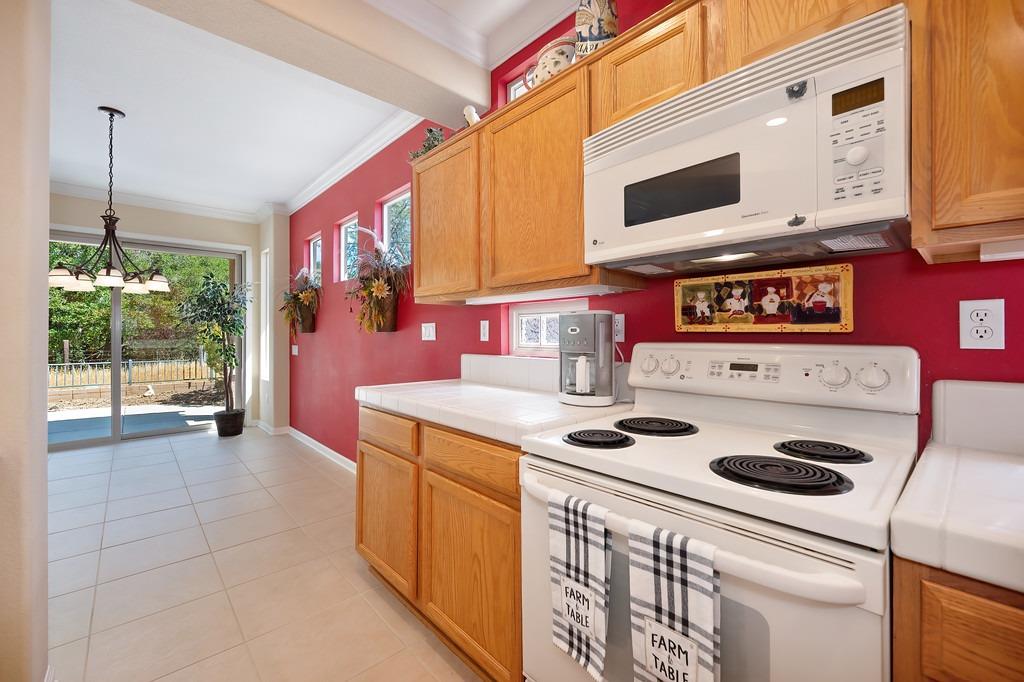 Hidden Hills Lane, Lincoln, California image 13