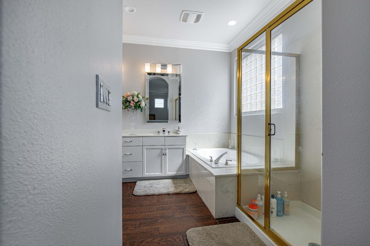 Detail Gallery Image 23 of 45 For 4600 via Terreno, Modesto,  CA 95357 - 4 Beds | 2/1 Baths