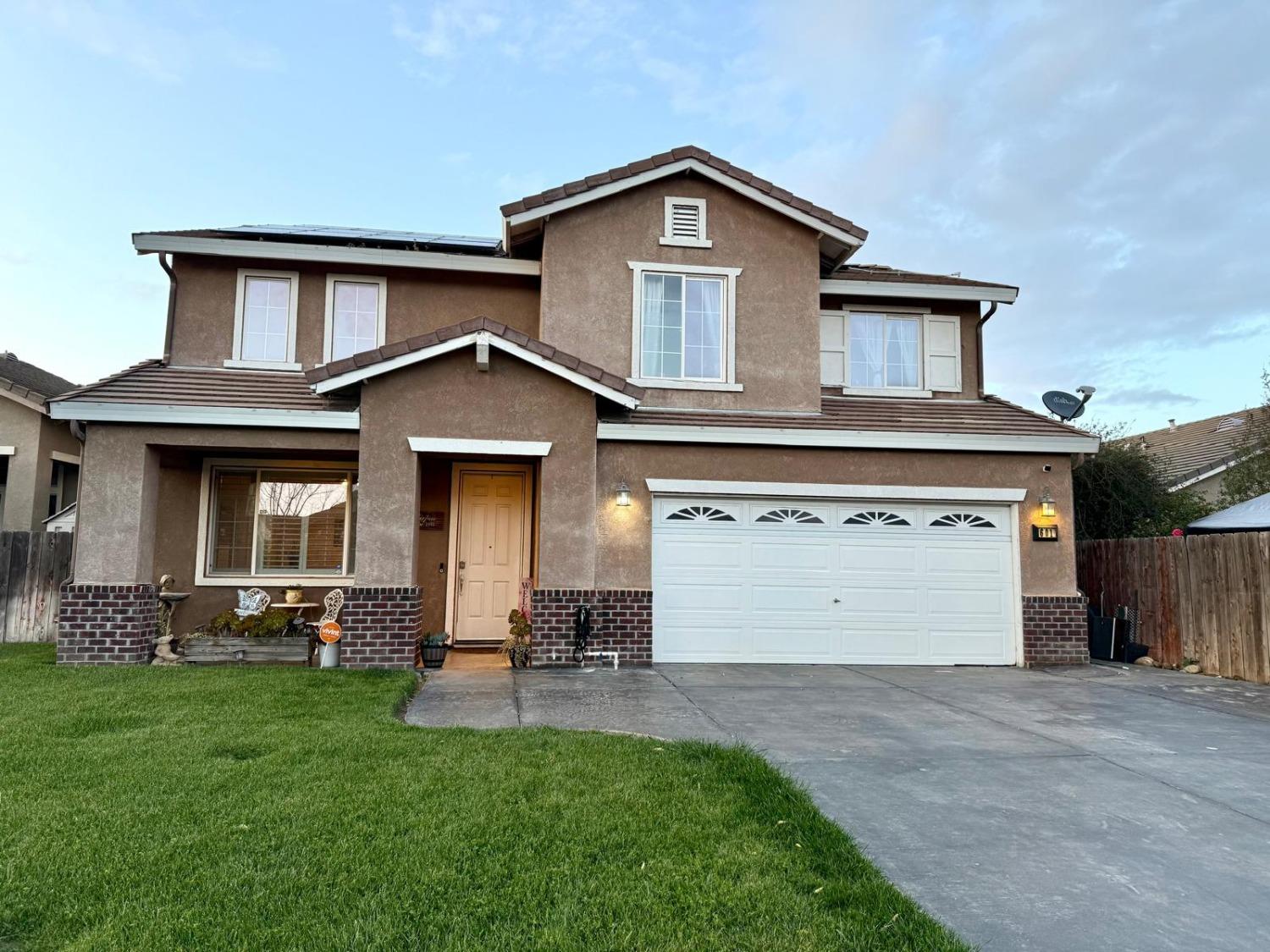 Detail Gallery Image 1 of 61 For 601 Olivine Ave, Lathrop,  CA 95330 - 5 Beds | 3 Baths